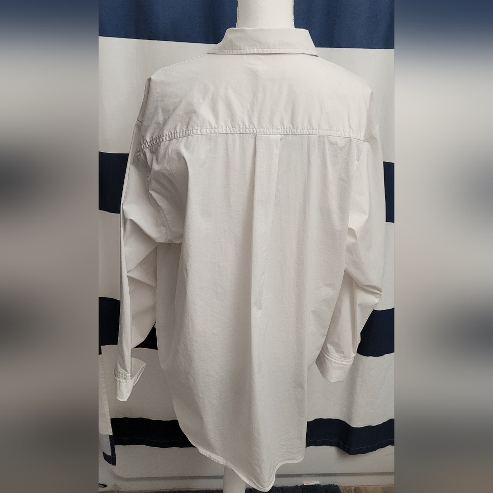 Good American Classic White Button Up Shirt/Blouse | Size 4 - Picture 2 of 5